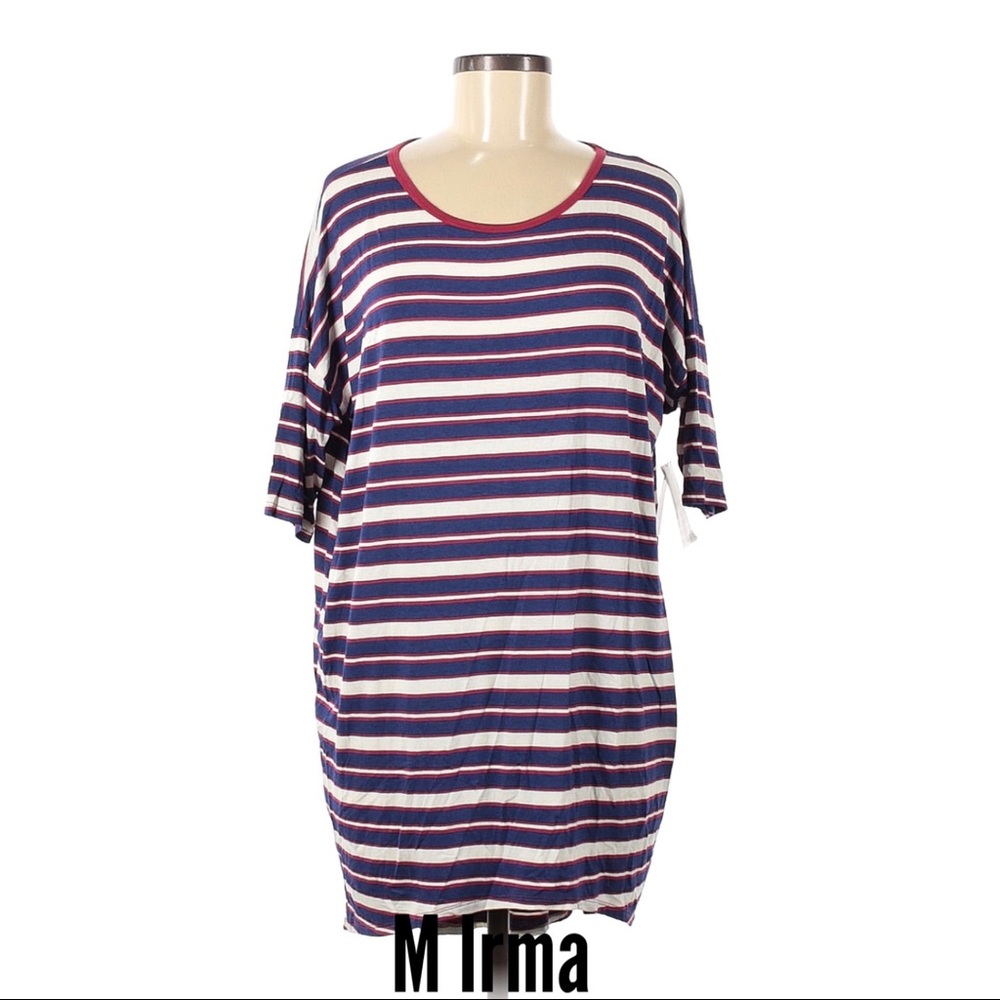 LuLaRoe Irma shirt RUNS BIG